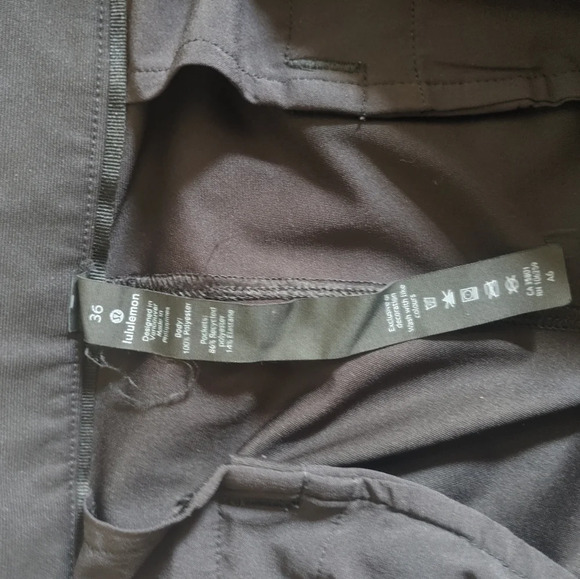 Lululemon Men's Commission Short Warpstreme 11" Inseam Size 36 Black Discolor. - Picture 3 of 9